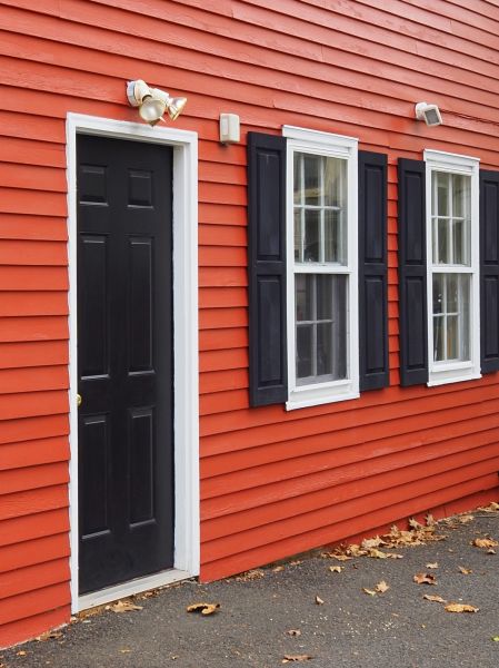 Cost of Red Vinyl Siding Installation in Pocatello