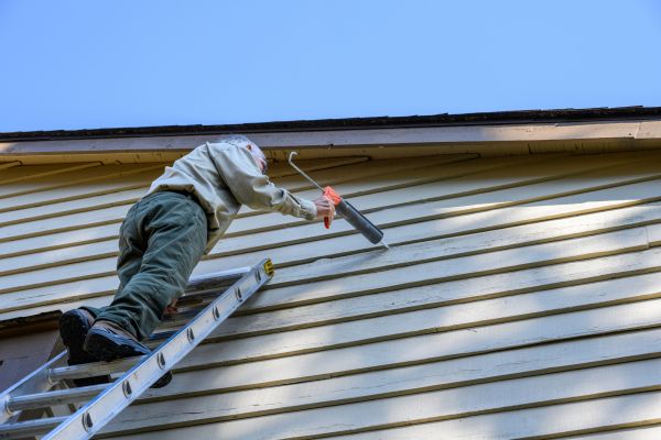 Vinyl Siding Caulk Repair in Pocatello